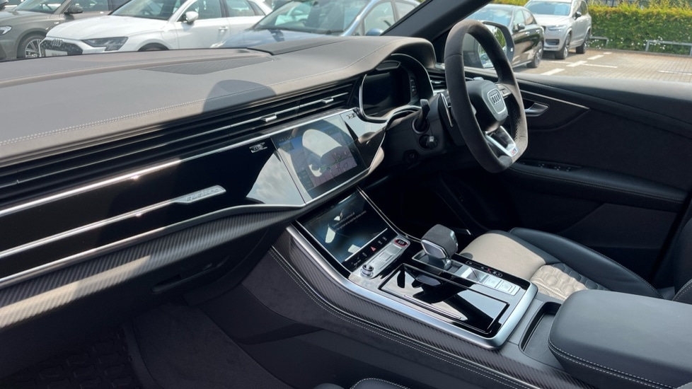 Used Audi RS Q8 2025 for sale - 76176388: Photo 2