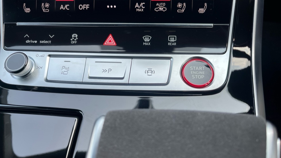 Used Audi RS Q8 2025 for sale - 76176388: Photo 26