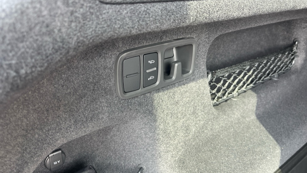 Used Audi RS Q8 2025 for sale - 76176388: Photo 43