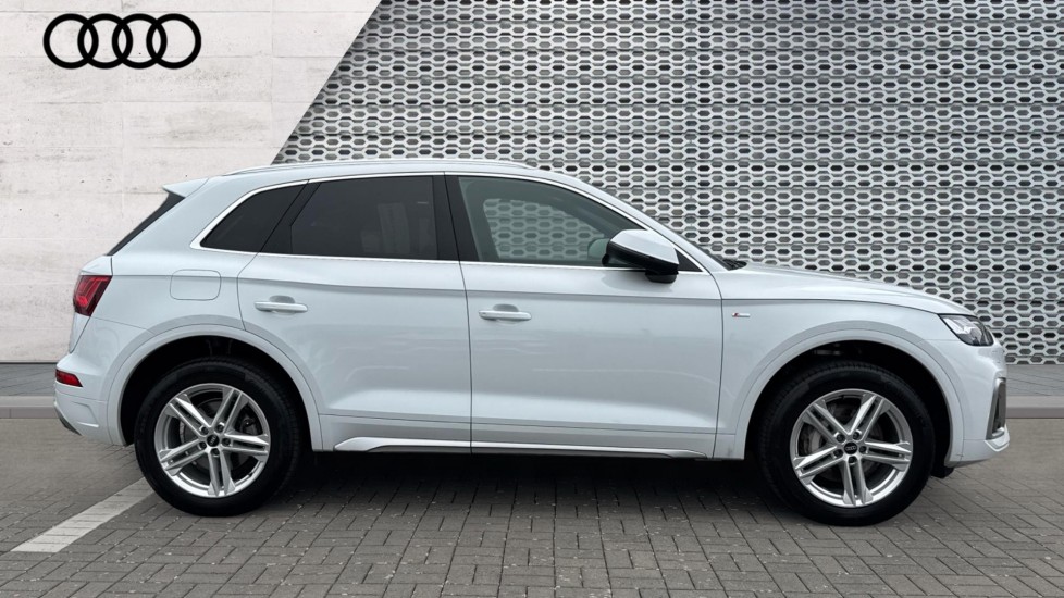 Used Audi Q5 2023 for sale - 76552292: Photo 4