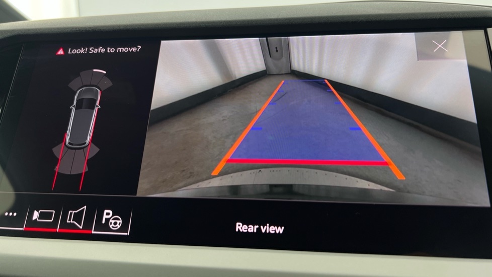 Used Audi Q4 e-tron 2022 for sale - 76928086: Photo 50