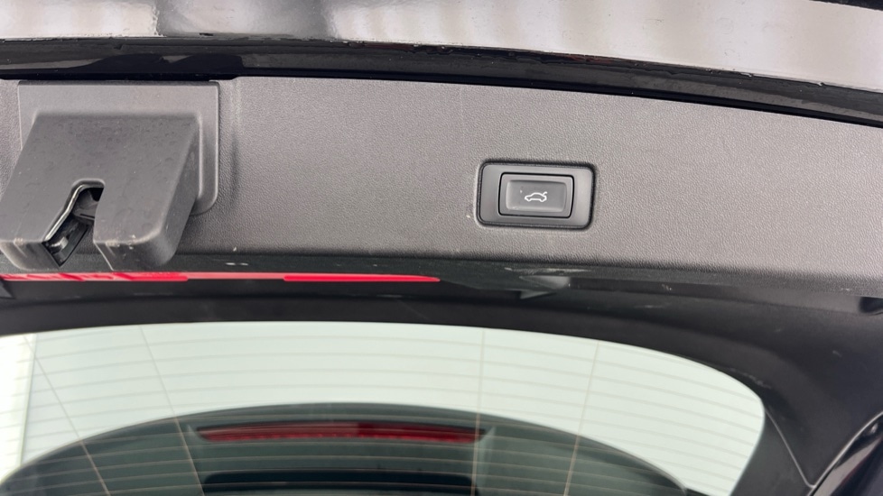 Used Audi Q4 e-tron 2022 for sale - 76928086: Photo 57