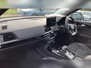 Used Audi Q5 2024 for sale - 76384406: Photo