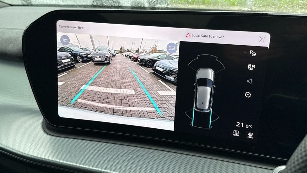 Used Audi Q3 2025 for sale - 76872137: Photo 36