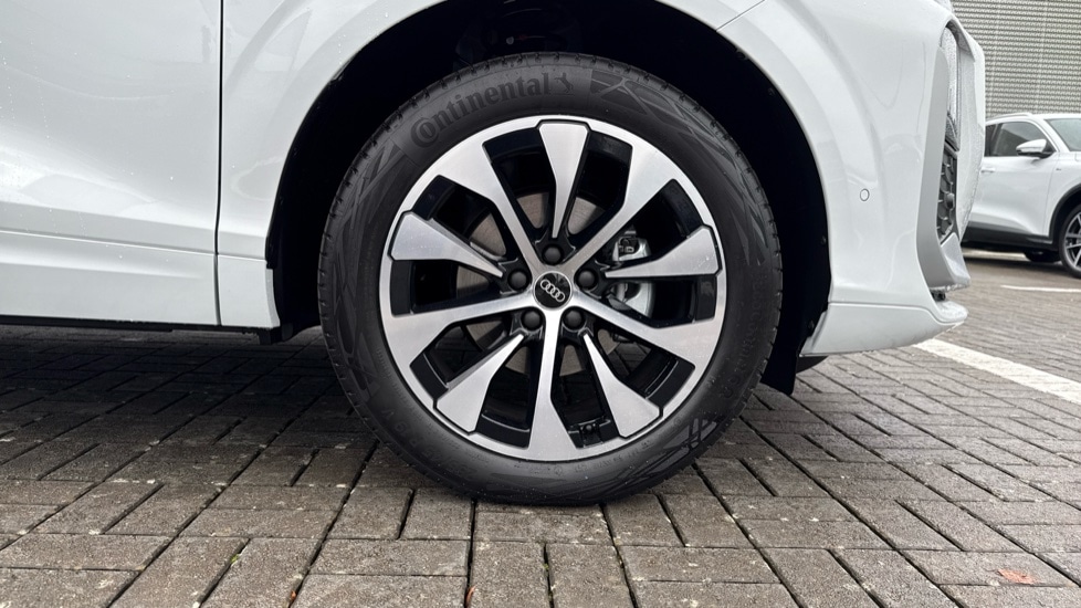 Used Audi Q3 2025 for sale - 76872137: Photo 5