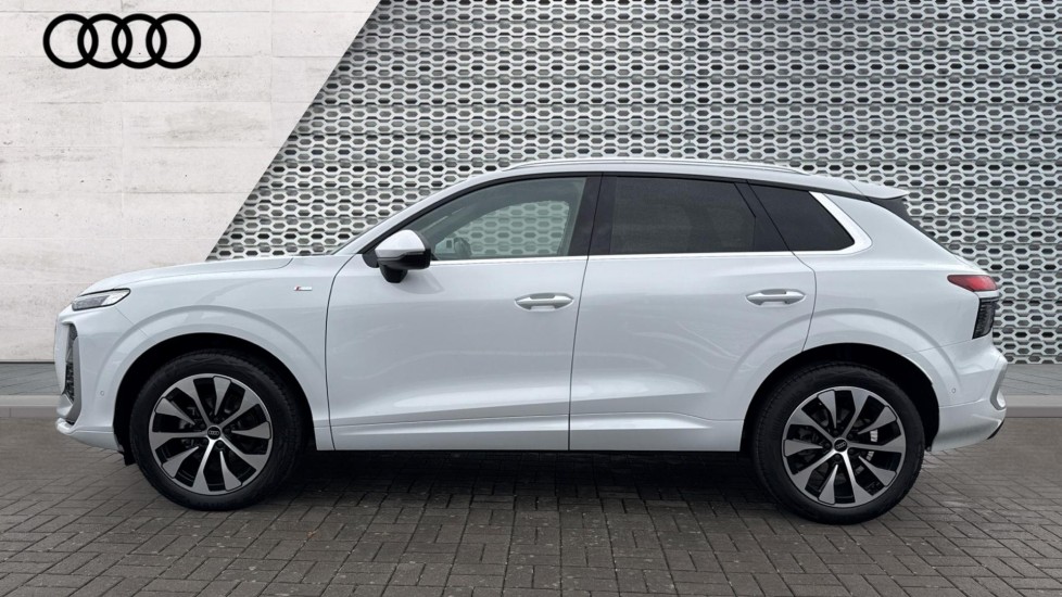 Used Audi Q3 2025 for sale - 76872137: Photo 9