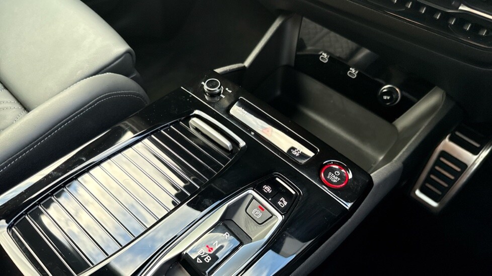 Used Audi Q6 e-tron 2025 for sale - 76660972: Photo 19