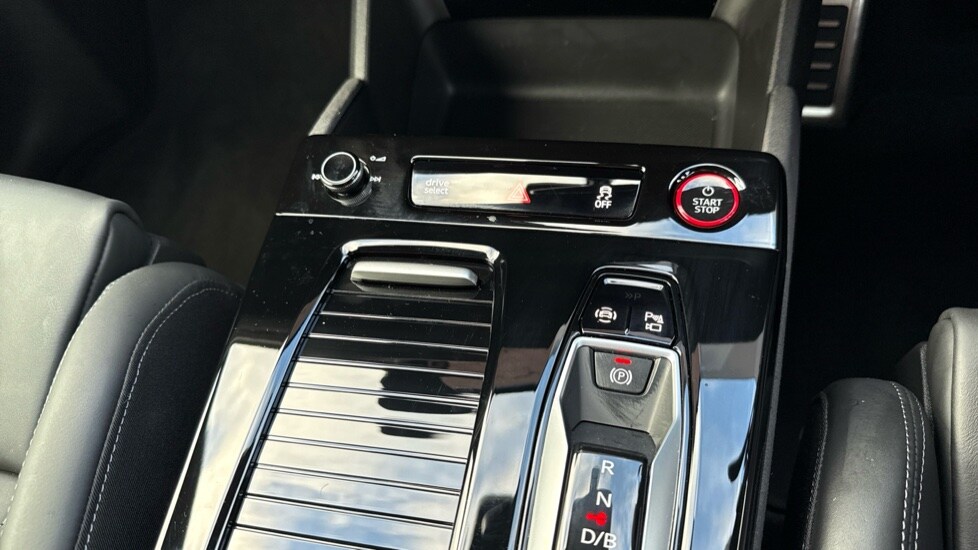 Used Audi Q6 e-tron 2025 for sale - 76660972: Photo 26