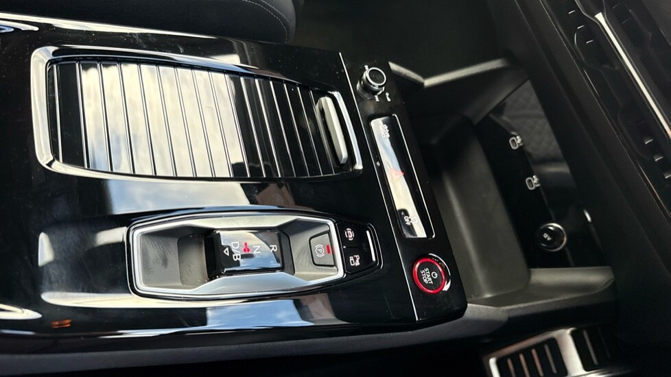 Used Audi Q6 e-tron 2025 for sale - 76660972: Photo 27