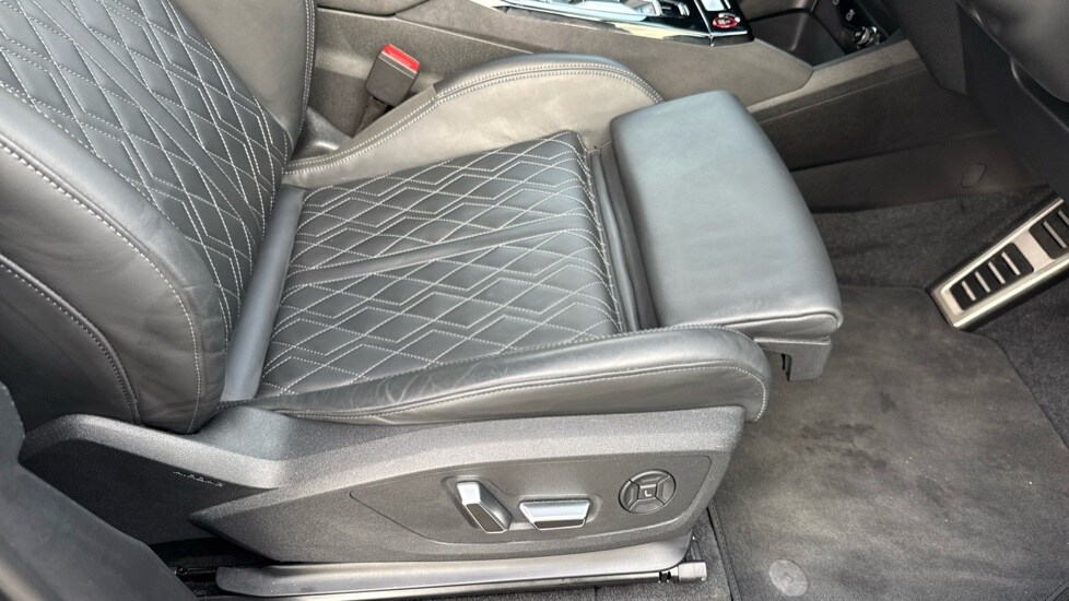 Used Audi Q6 e-tron 2025 for sale - 76660972: Photo 29