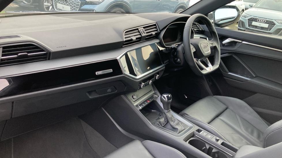 Used Audi Q3 2025 for sale - 76873101: Photo 2