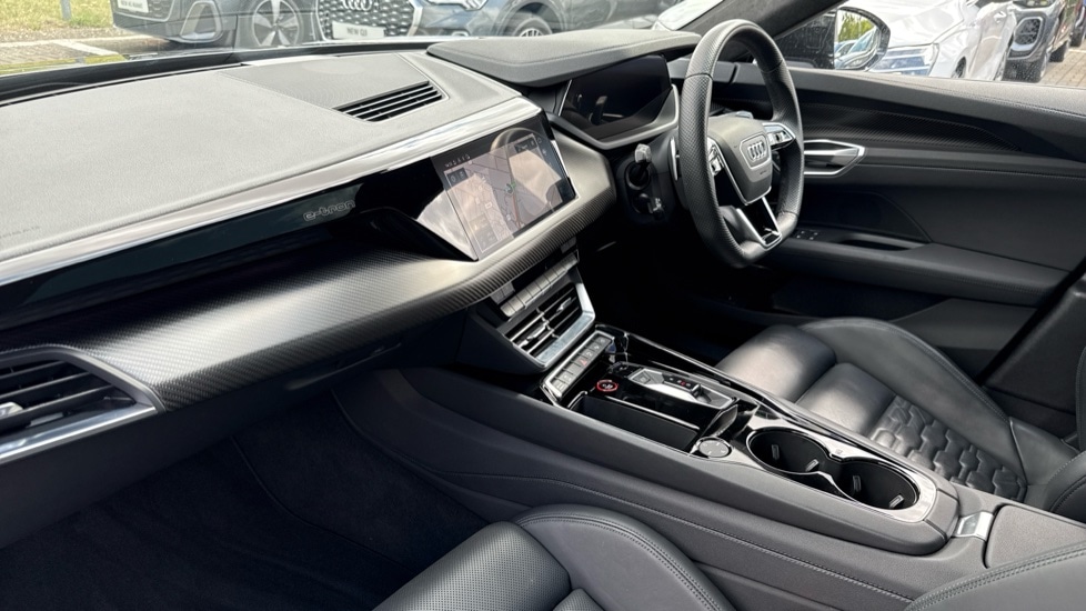 Used Audi e-tron GT 2022 for sale - 76112199: Photo 2