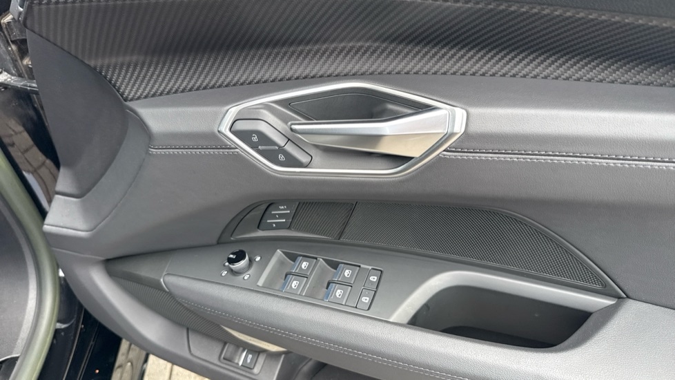 Used Audi e-tron GT 2022 for sale - 76112199: Photo 28