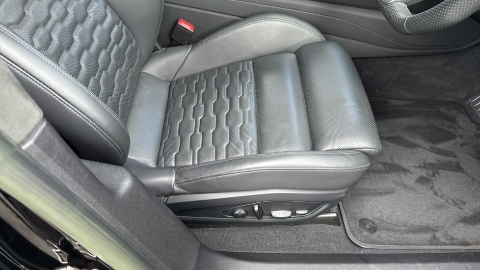 Used Audi e-tron GT 2022 for sale - 76112199: Photo 29