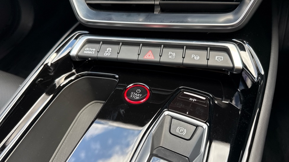 Used Audi e-tron GT 2022 for sale - 76112199: Photo 37