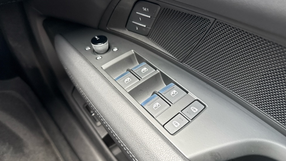 Used Audi e-tron GT 2022 for sale - 76112199: Photo 51
