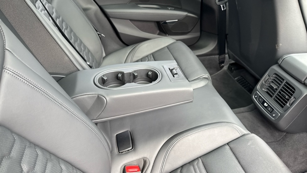 Used Audi e-tron GT 2022 for sale - 76112199: Photo 55