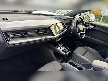 Used Audi Q4 e-tron 2023 for sale - 76203765: Photo