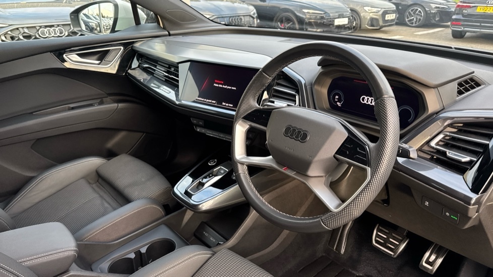 Used Audi Q4 e-tron 2023 for sale - 76203765: Photo 6