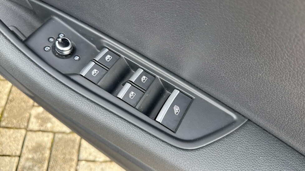 Used Audi A5 2017 for sale - 76870987: Photo 44