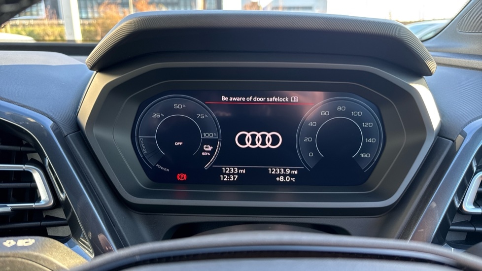 Used Audi Q4 e-tron 2025 for sale - 76873137: Photo 14