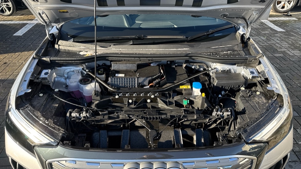 Used Audi Q4 e-tron 2025 for sale - 76873137: Photo 20