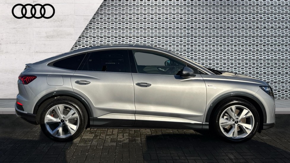 Used Audi Q4 e-tron 2025 for sale - 76873137: Photo 4