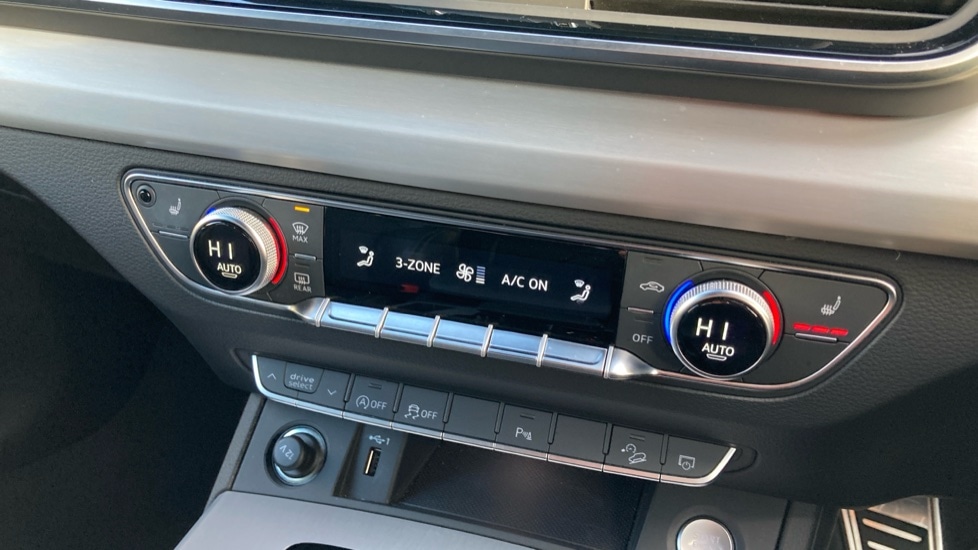 Used Audi Q5 2023 for sale - 76872527: Photo 16