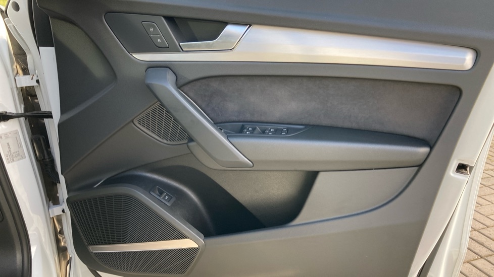 Used Audi Q5 2023 for sale - 76872527: Photo 28