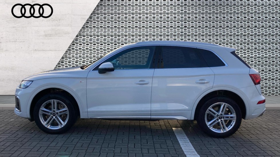 Used Audi Q5 2023 for sale - 76872527: Photo 9