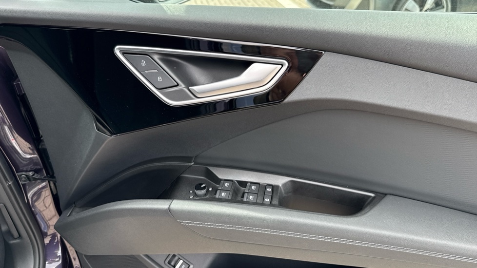 Used Audi Q4 e-tron 2024 for sale - 76190971: Photo 28
