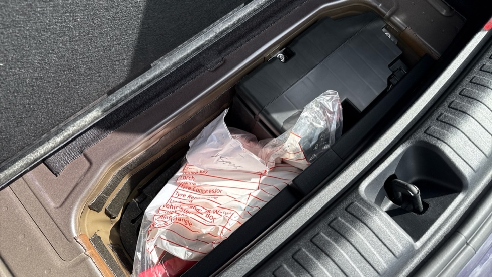 Used Audi Q4 e-tron 2024 for sale - 76190971: Photo 42
