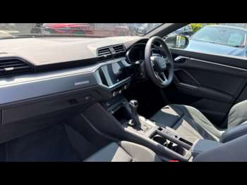 Used Audi Q3 2024 for sale - 74940928: Photo