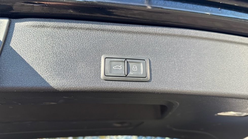 Used Audi A4 2022 for sale - 76941091: Photo 41