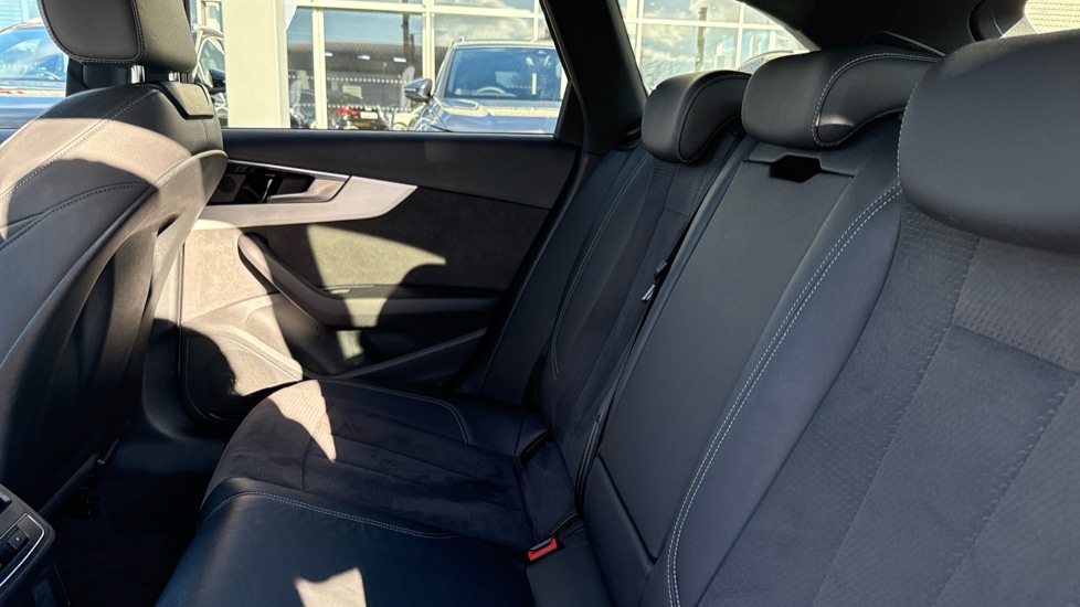 Used Audi A4 2022 for sale - 76872036: Photo 15