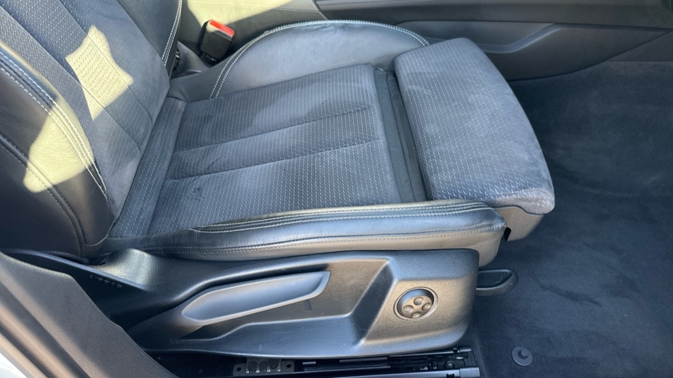 Used Audi A4 2022 for sale - 76872036: Photo 29