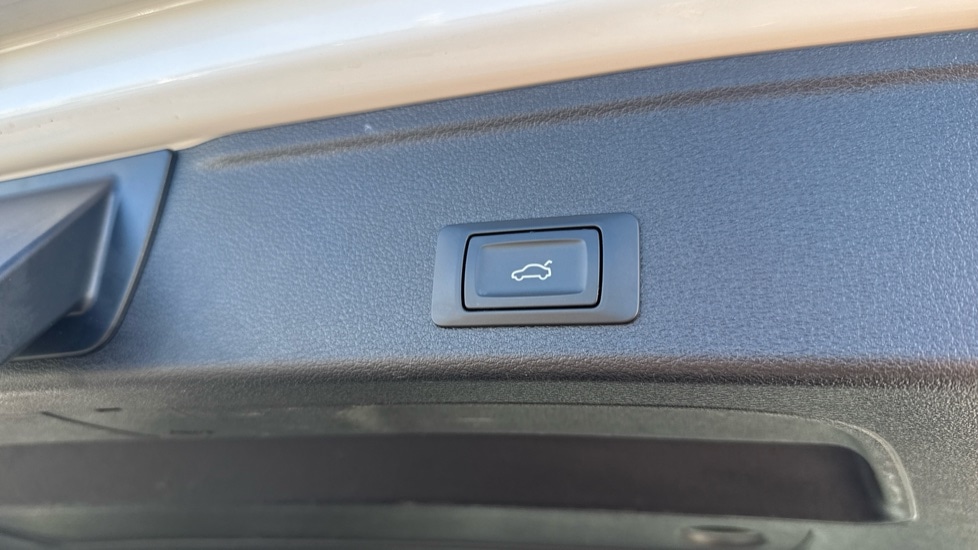 Used Audi A4 2022 for sale - 76872036: Photo 41