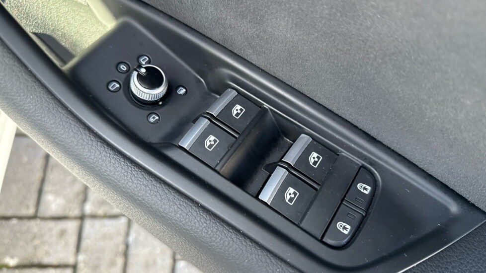 Used Audi A4 2022 for sale - 76872036: Photo 47