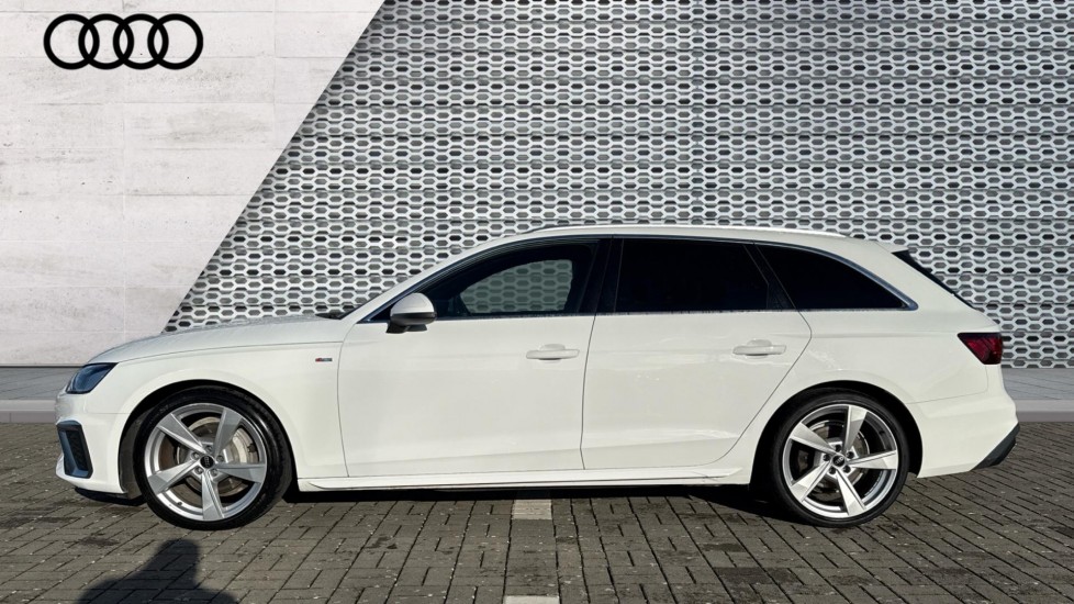 Used Audi A4 2022 for sale - 76872036: Photo 9