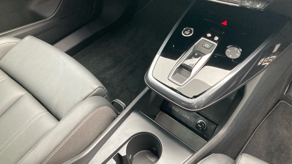 Used Audi Q4 e-tron 2025 for sale - 76586958: Photo 19