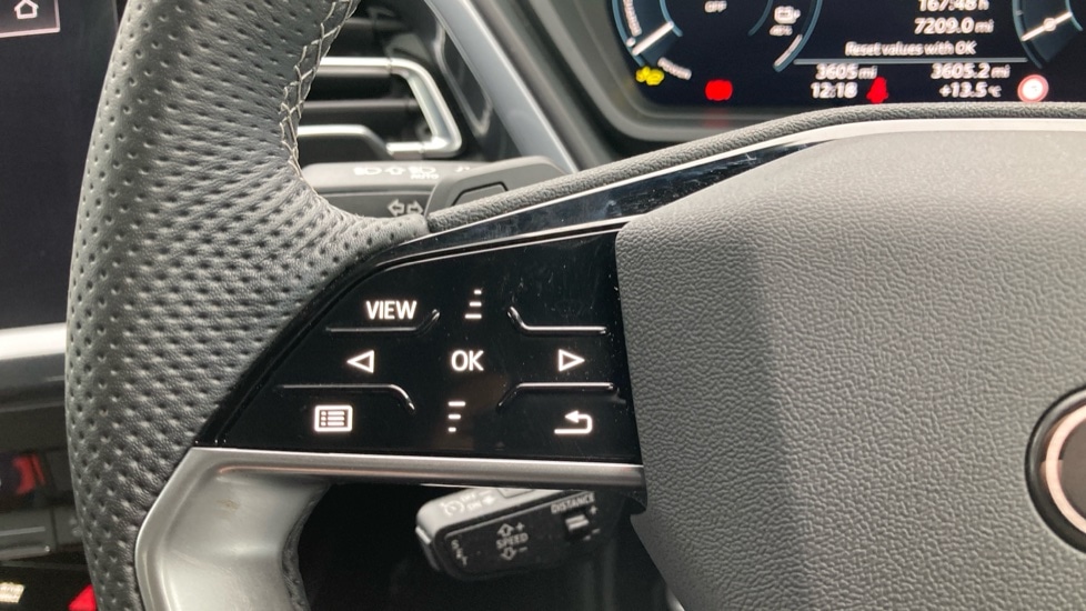 Used Audi Q4 e-tron 2025 for sale - 76586958: Photo 24