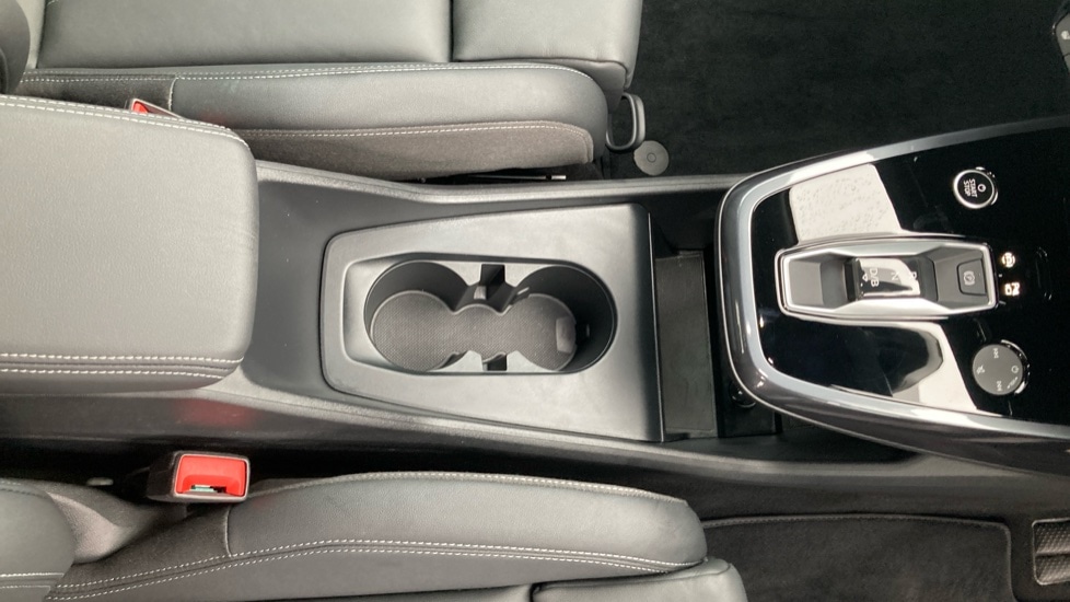 Used Audi Q4 e-tron 2025 for sale - 76586958: Photo 27