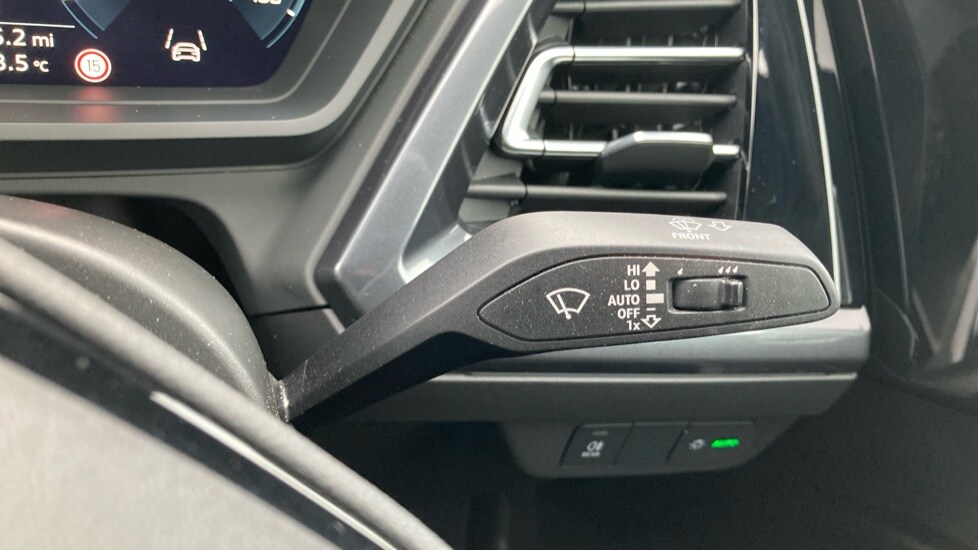 Used Audi Q4 e-tron 2025 for sale - 76586958: Photo 30