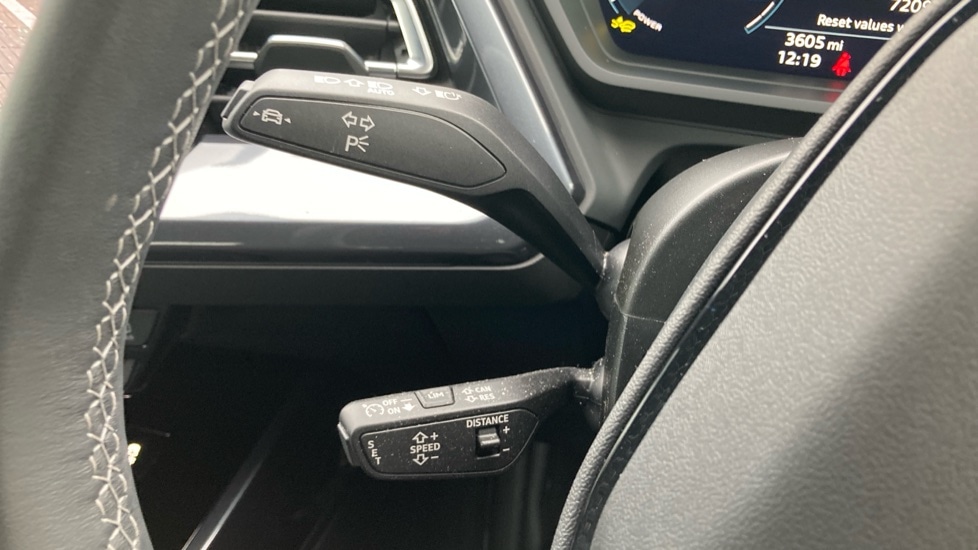 Used Audi Q4 e-tron 2025 for sale - 76586958: Photo 31