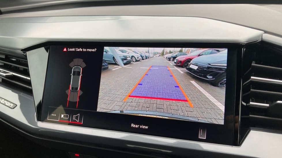 Used Audi Q4 e-tron 2025 for sale - 76586958: Photo 36