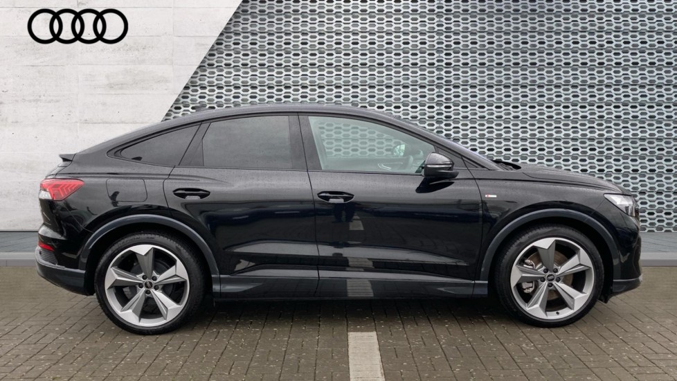 Used Audi Q4 e-tron 2025 for sale - 76586958: Photo 4