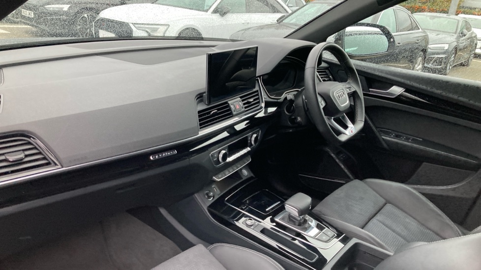 Used Audi Q5 2023 for sale - 76428264: Photo 2