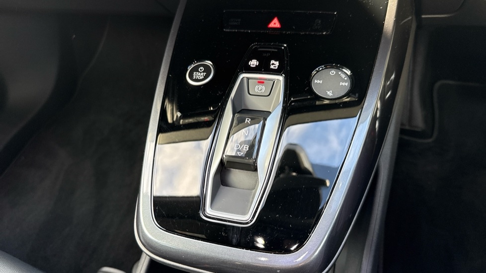 Used Audi Q4 e-tron 2025 for sale - 76660759: Photo 26