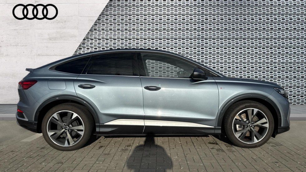 Used Audi Q4 e-tron 2025 for sale - 76660759: Photo 4