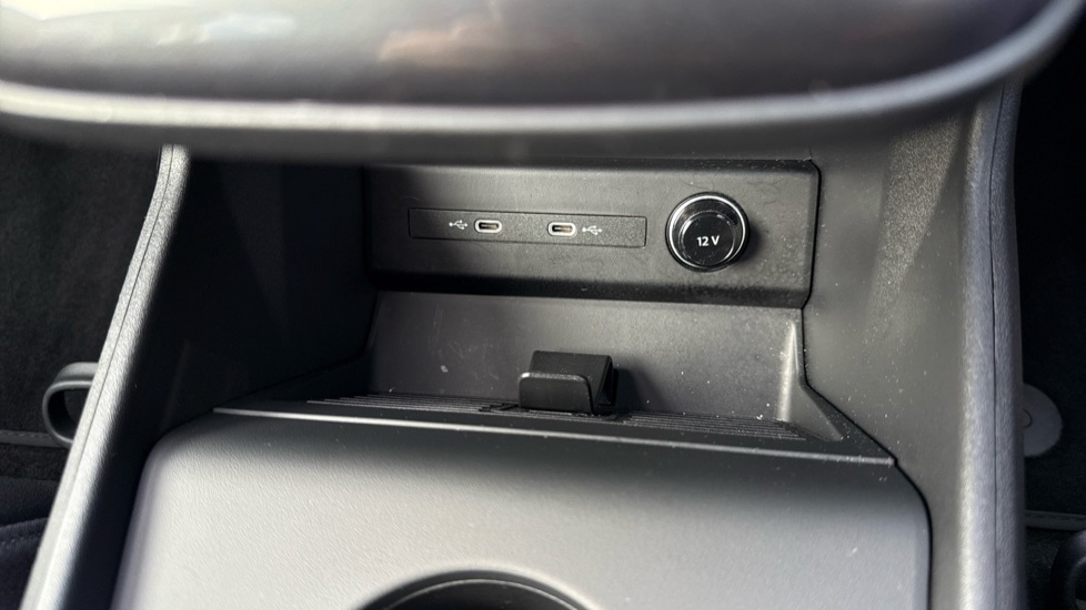 Used Audi Q4 e-tron 2025 for sale - 76660759: Photo 53